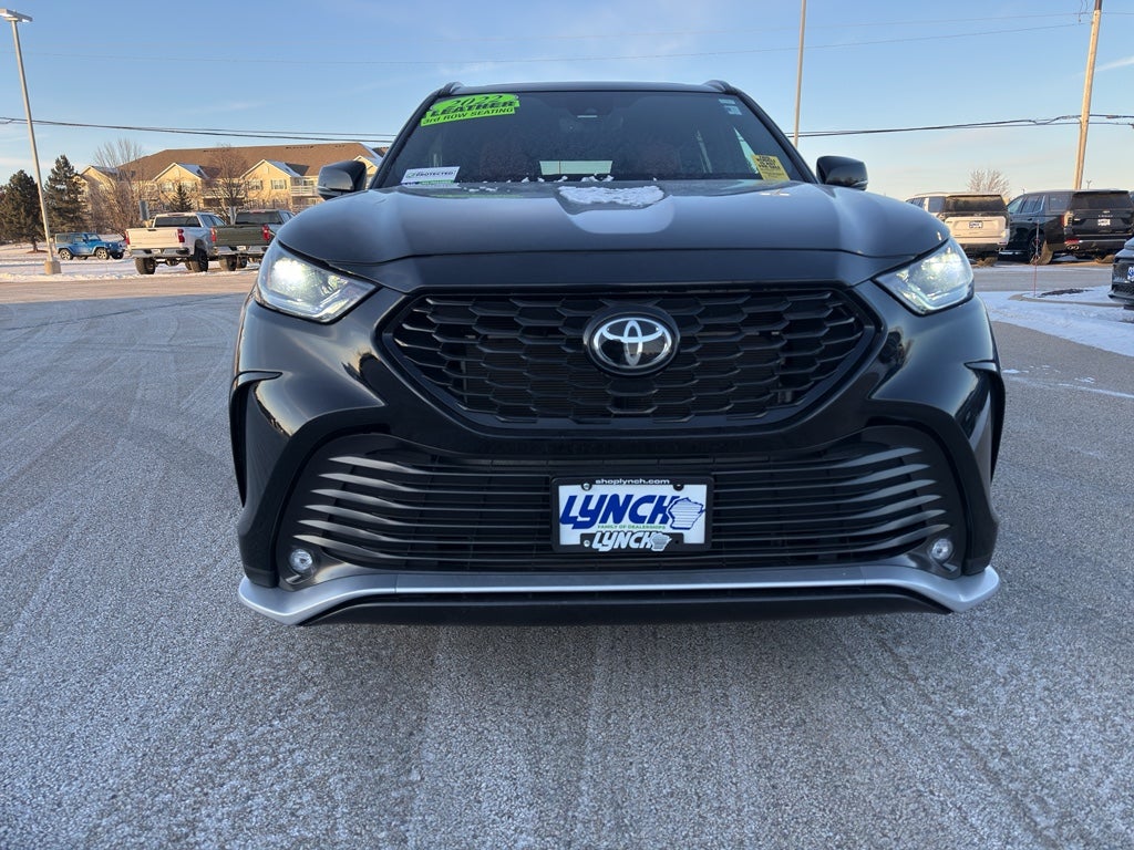 2022 Toyota Highlander XSE