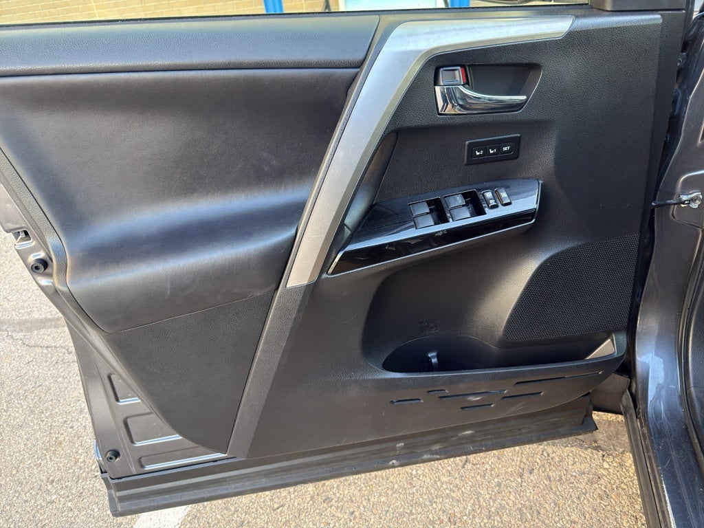 2016 Toyota RAV4 Limited