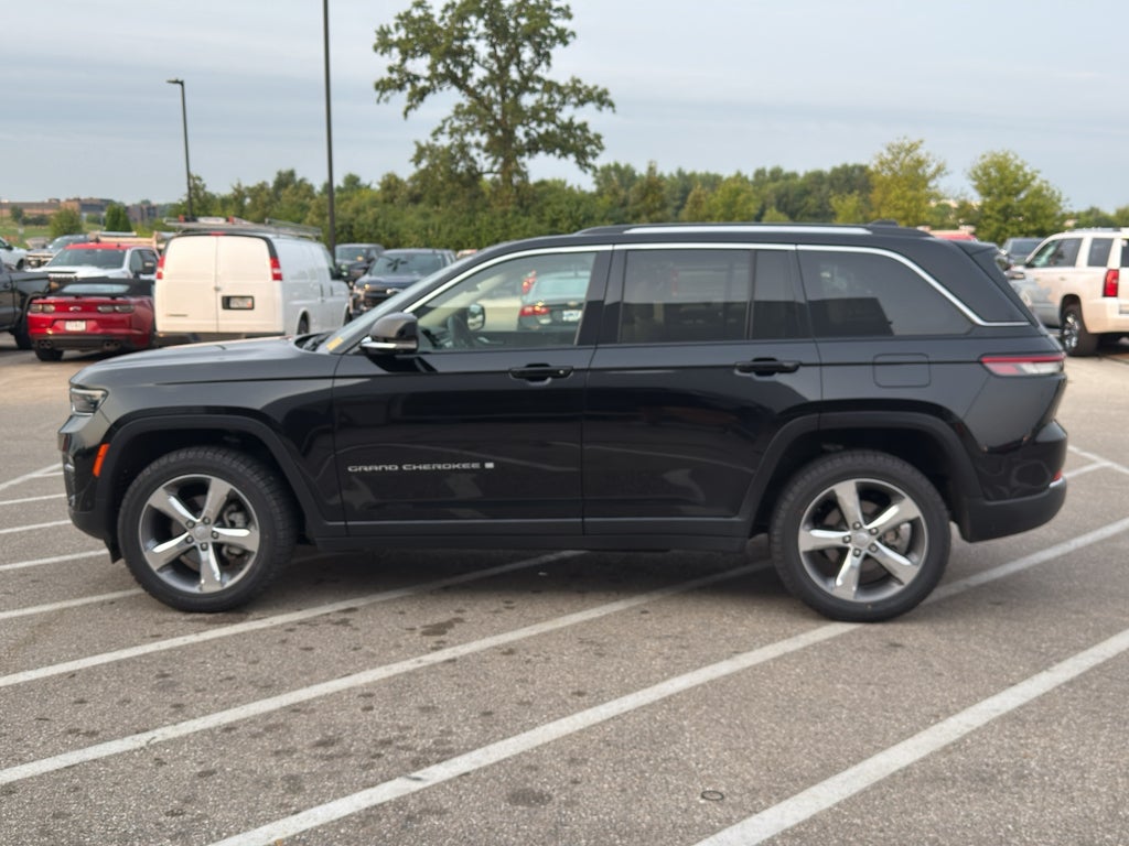 2022 Jeep Grand Cherokee Limited