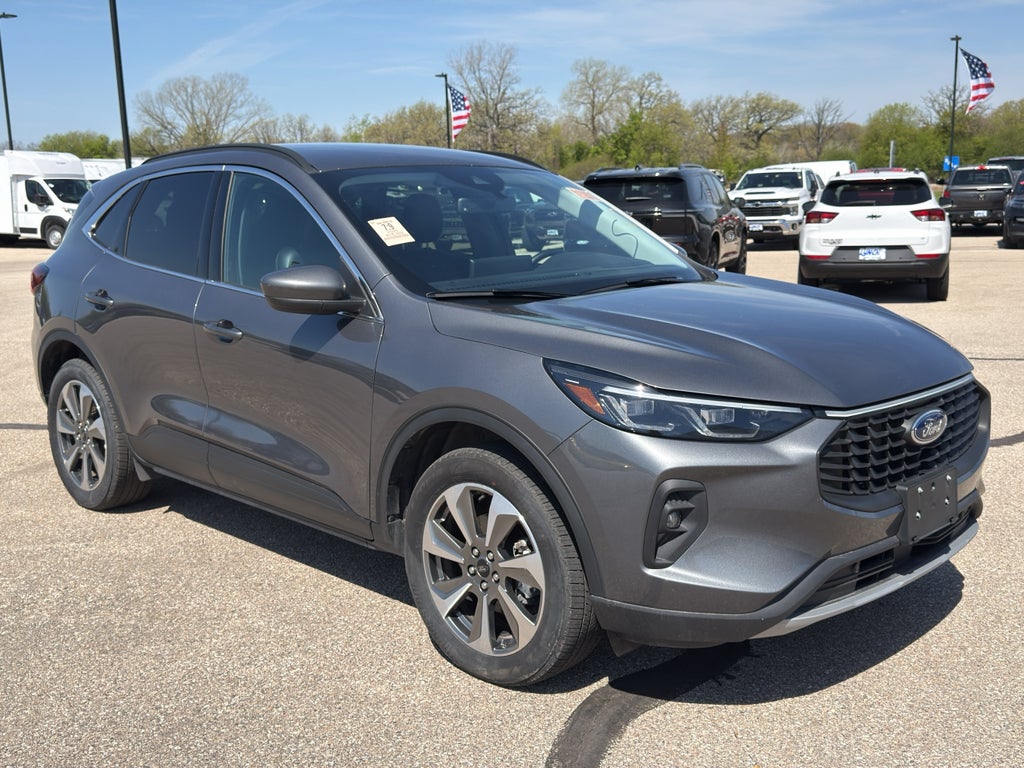 2025 Ford Escape Platinum