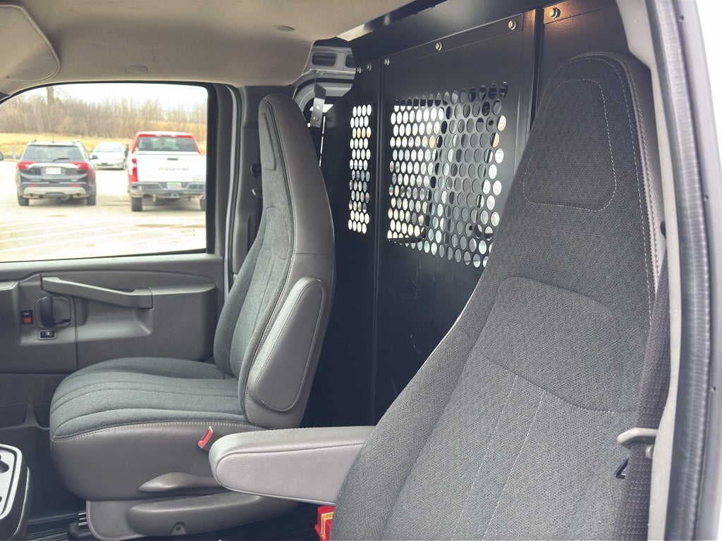 2024 Chevrolet Express Cargo 2500 WT