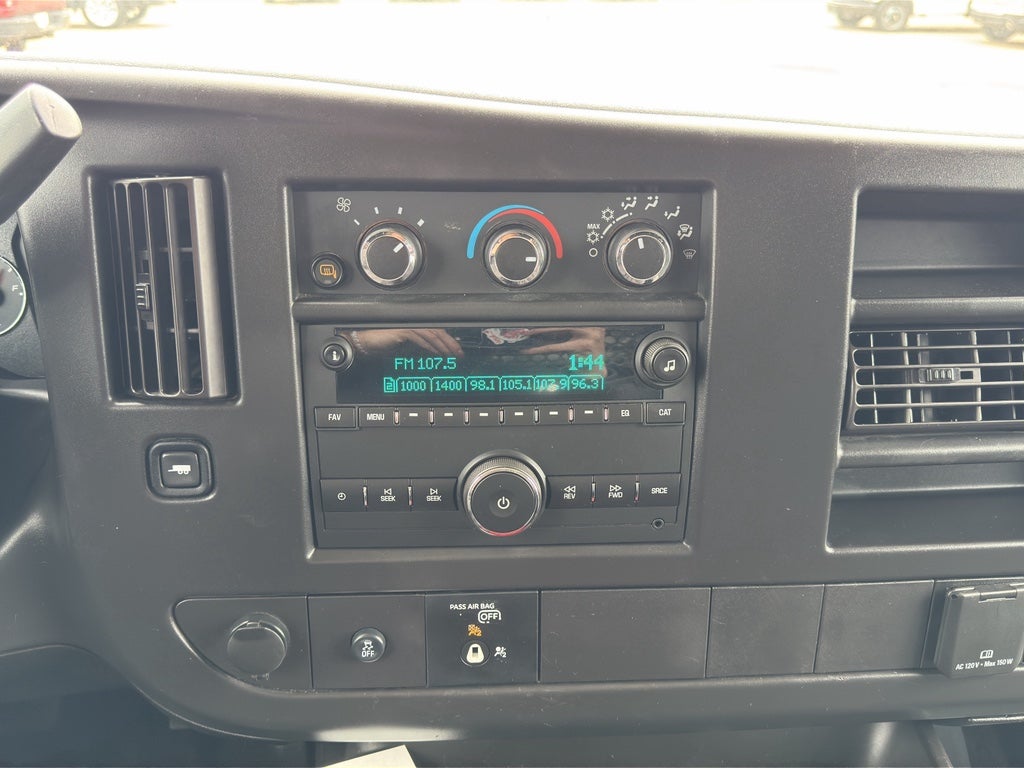 2024 Chevrolet Express Cargo 2500 WT