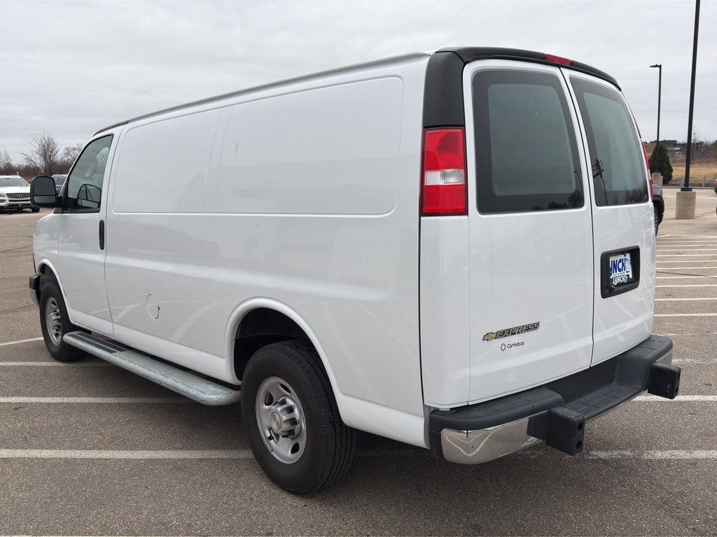 2024 Chevrolet Express Cargo 2500 WT