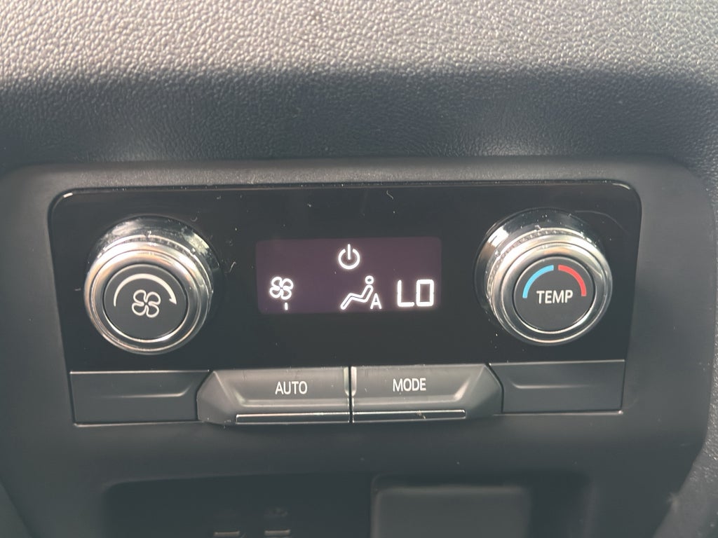 2025 GMC Acadia AT4