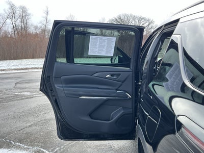 2024 Chevrolet Traverse LT