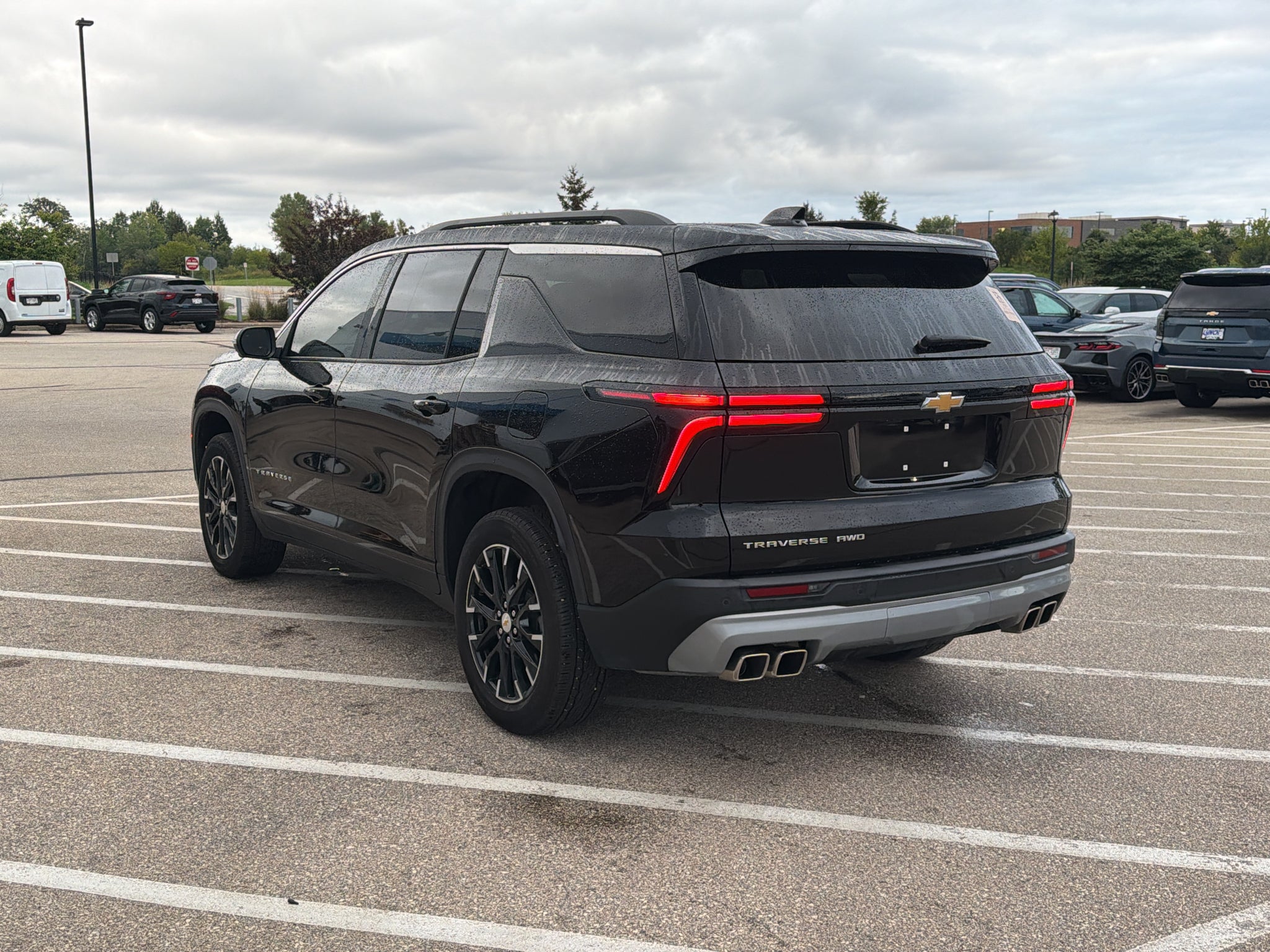 2025 Chevrolet Traverse LT