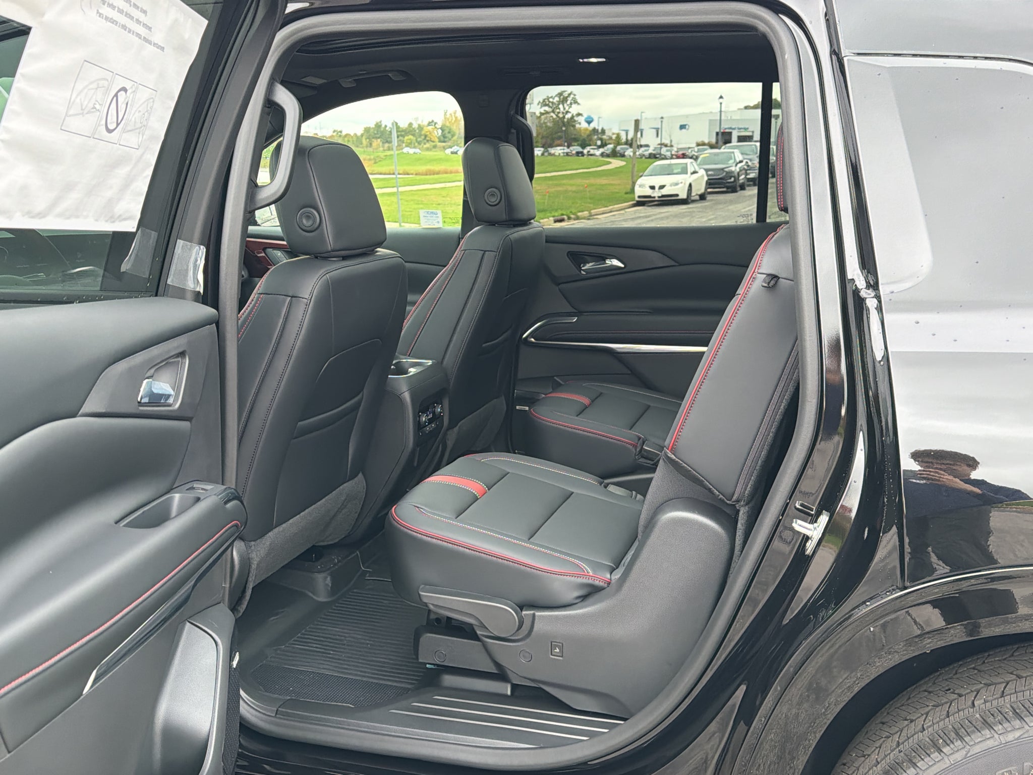 2027 Chevrolet Traverse RS