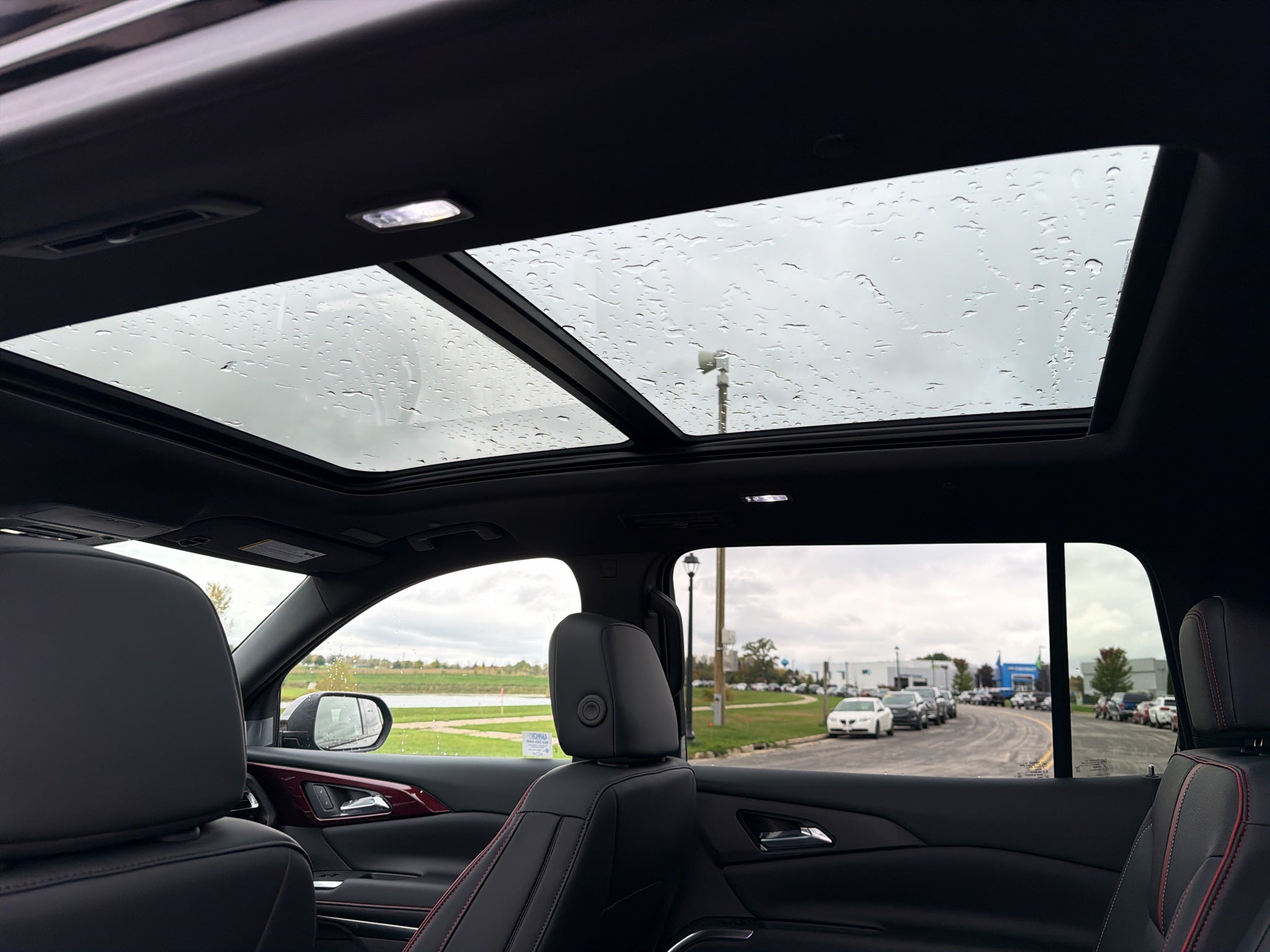 2027 Chevrolet Traverse RS