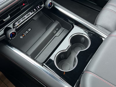 2025 Chevrolet Suburban RST