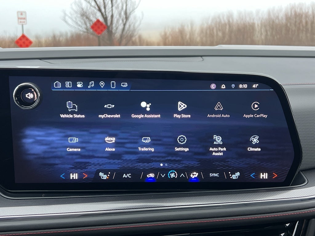 2025 Chevrolet Suburban RST