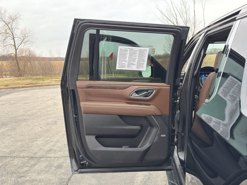 2023 Chevrolet Suburban High Country