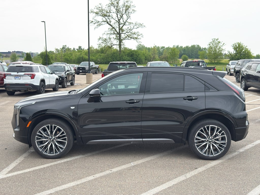 2024 Cadillac XT4 Sport