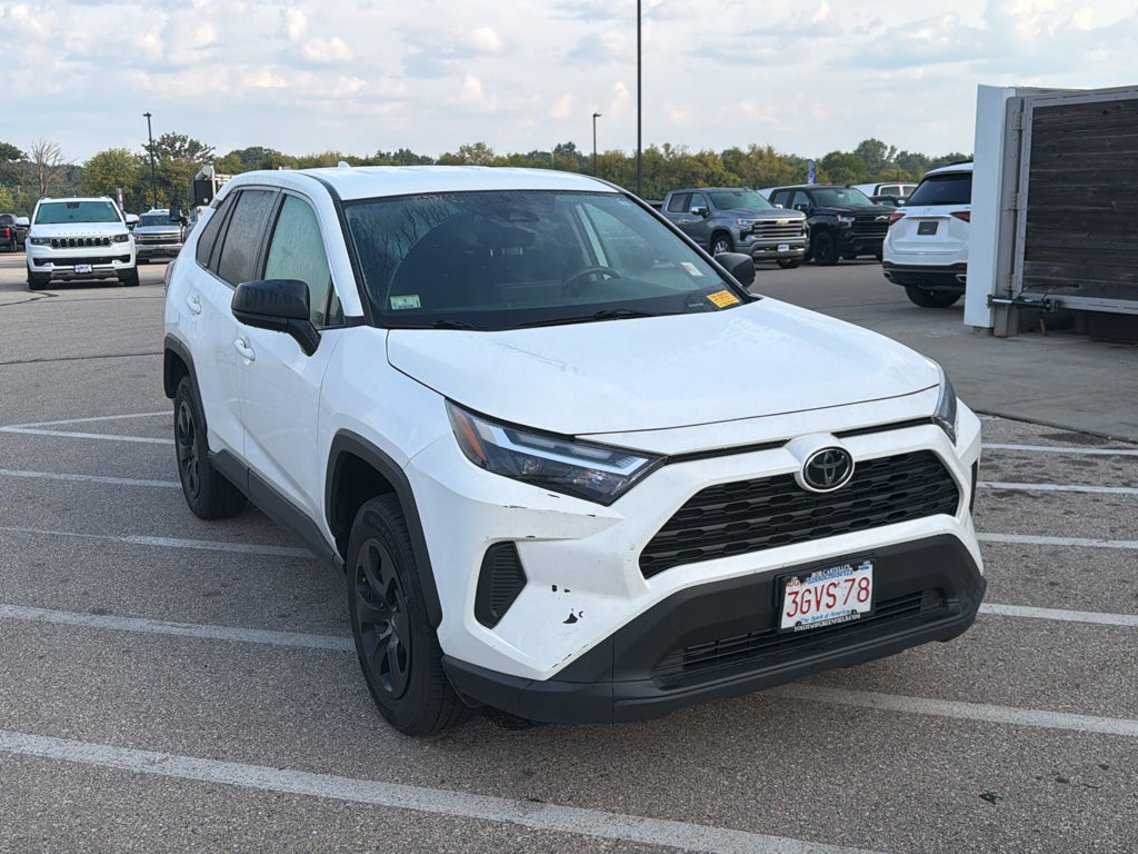 2023 Toyota RAV4 LE