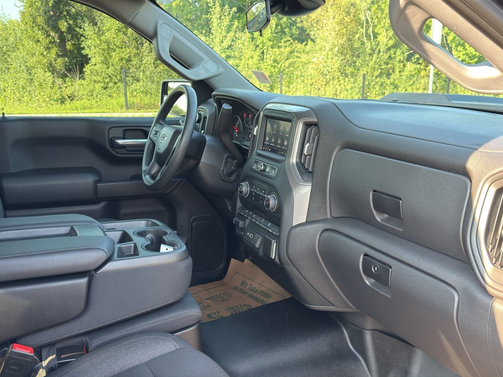 2023 Chevrolet Silverado 1500 Custom Trail Boss