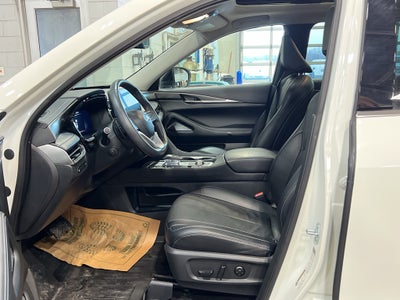 2024 INFINITI QX60 LUXE