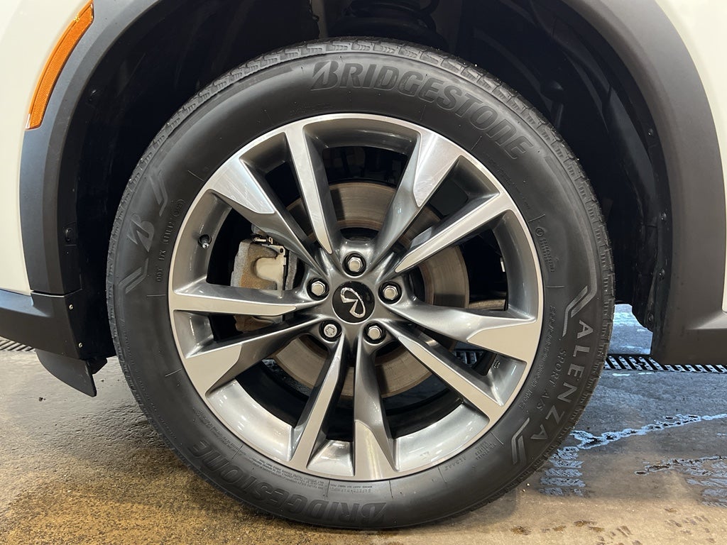 2024 INFINITI QX60 LUXE