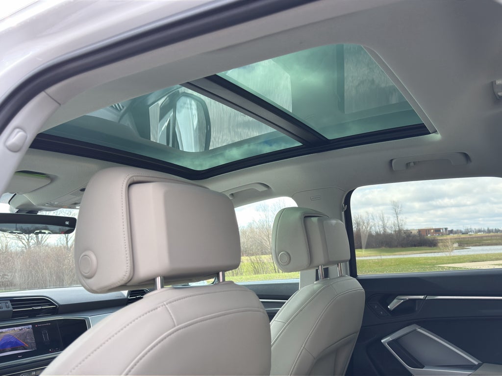 2024 Audi Q3 S line Premium