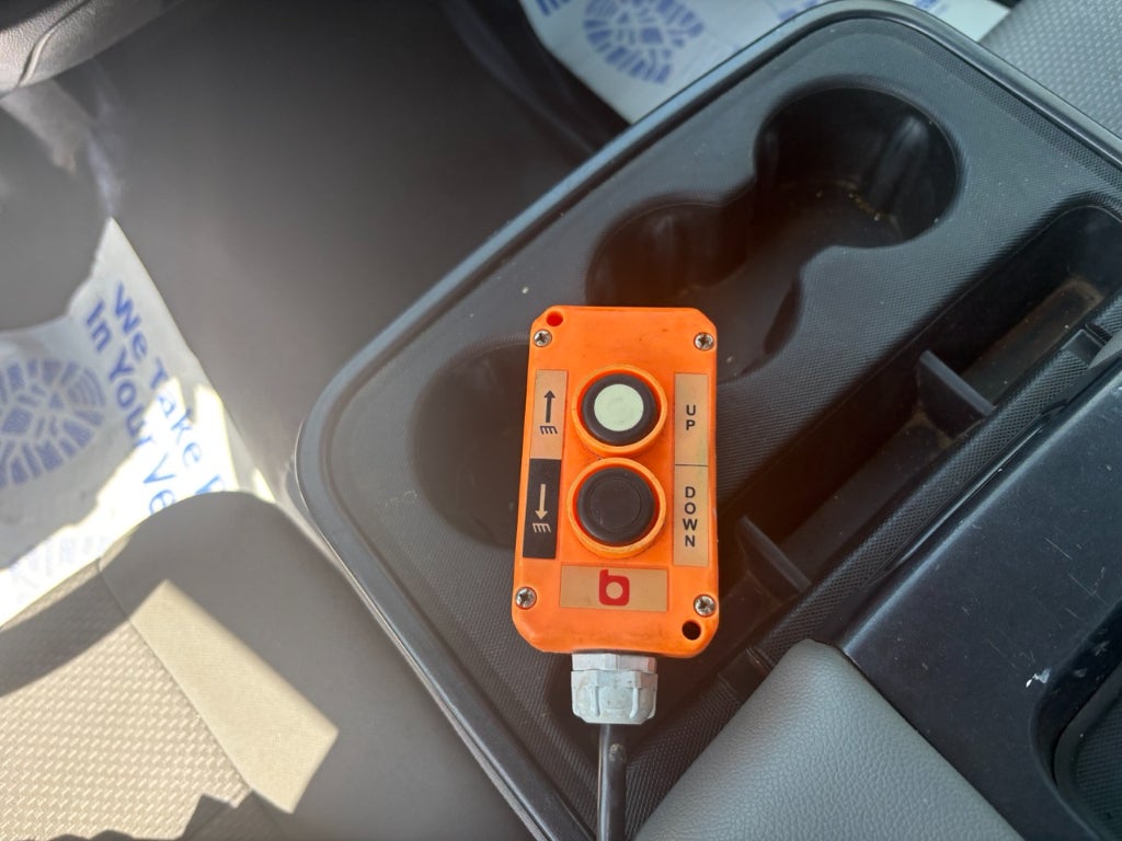 2017 GMC Sierra 3500 9' Dump Body