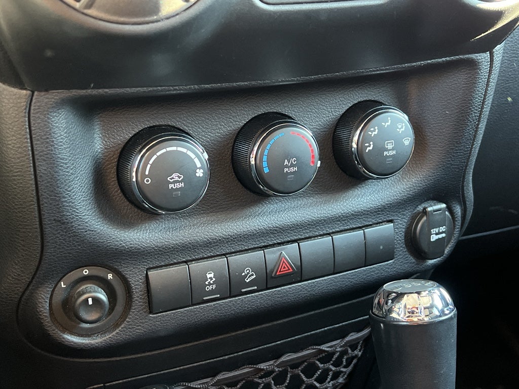 2016 Jeep Wrangler Sport