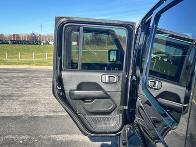 2021 Jeep Wrangler Unlimited Sahara Ninja Edition
