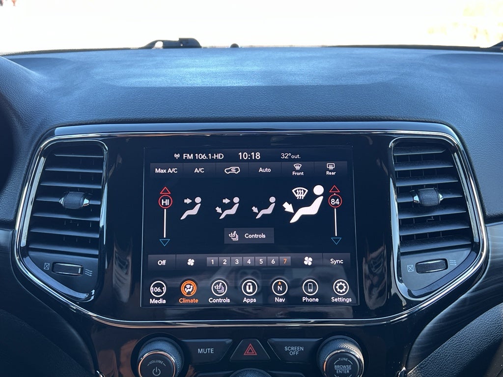 2021 Jeep Grand Cherokee Laredo X Altitude