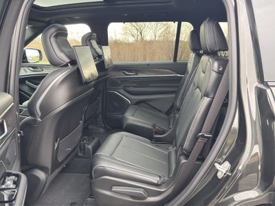 2024 Jeep Grand Cherokee L Overland w/Tow & Entertainment