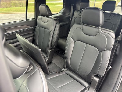 2024 Jeep Grand Cherokee L Overland w/Tow & Entertainment