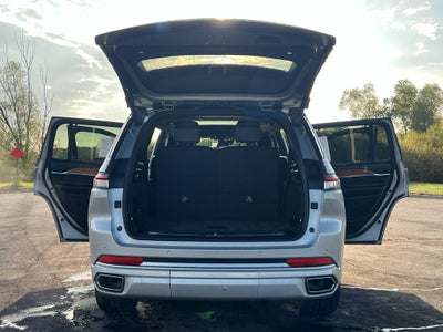 2022 Jeep Grand Cherokee L Summit Reserve