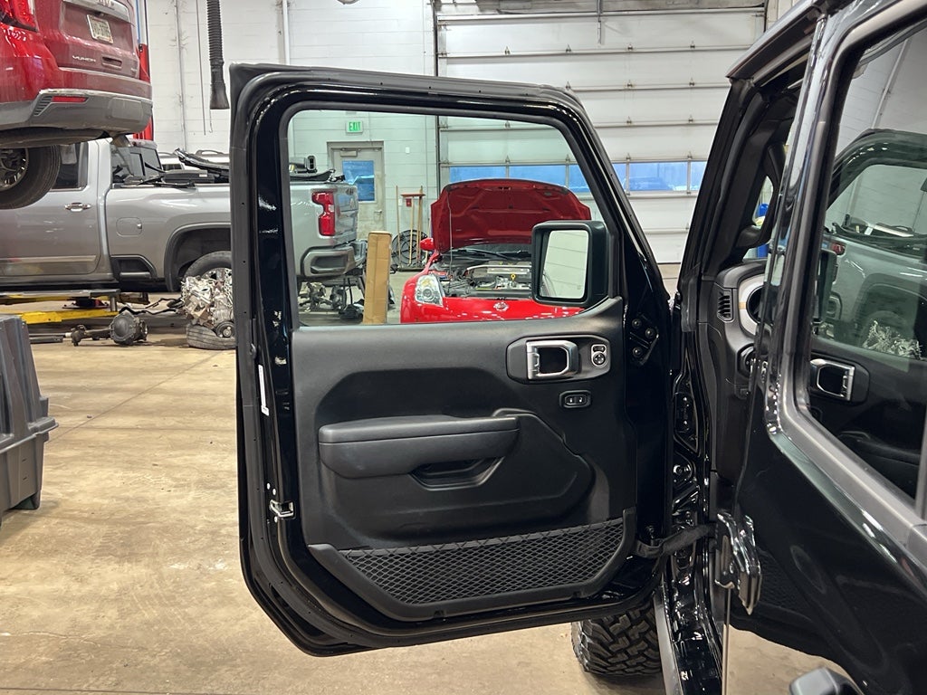 2025 Jeep Wrangler 4xe Willys