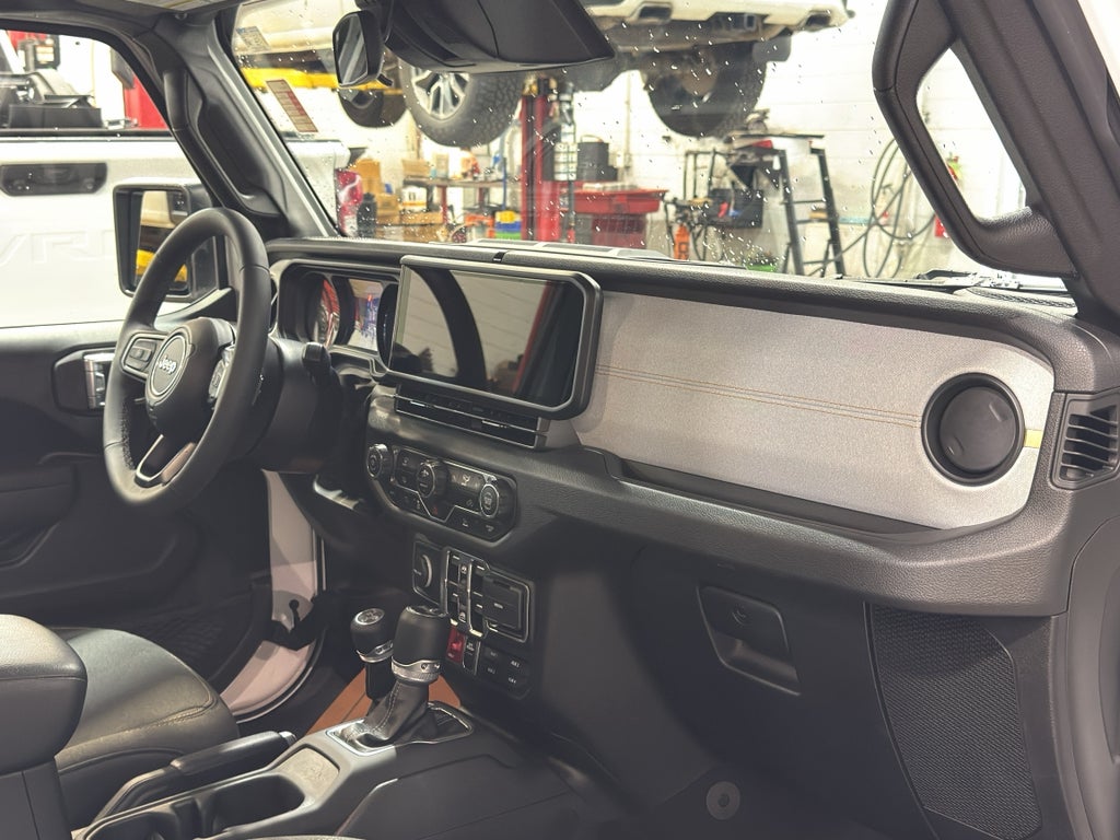 2025 Jeep Wrangler 4xe Willys