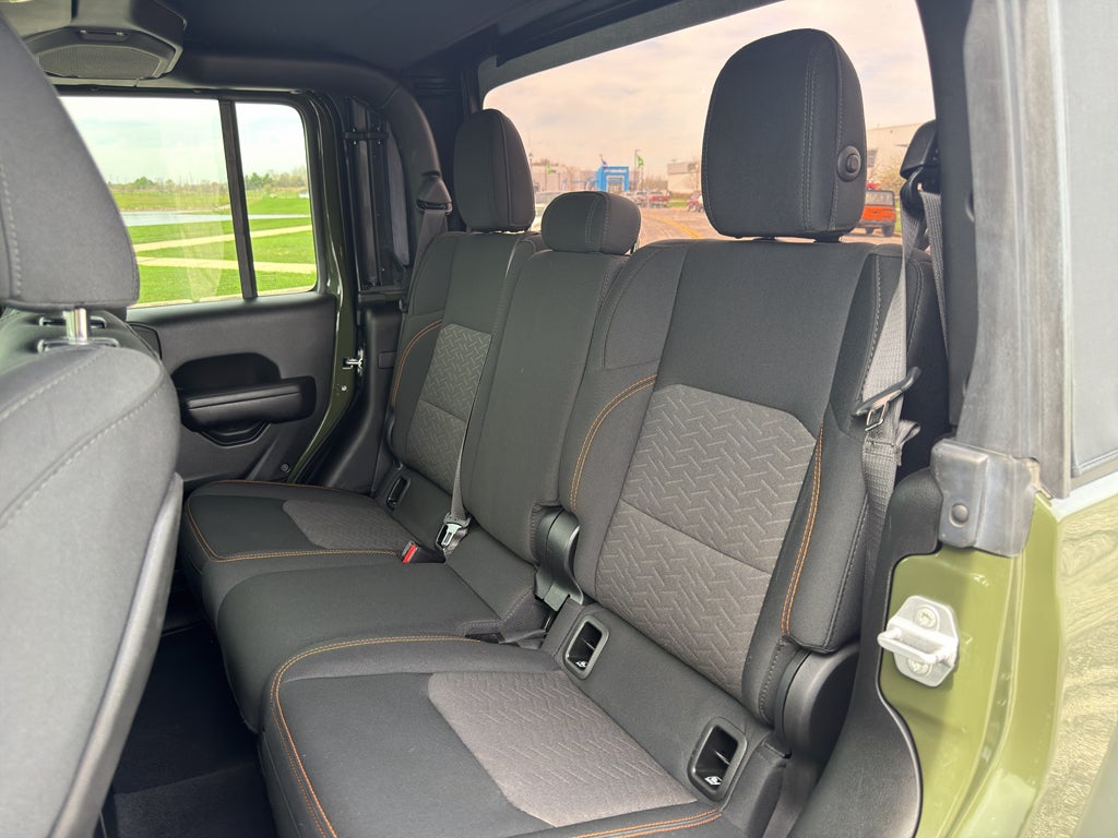 2021 Jeep Gladiator Mojave