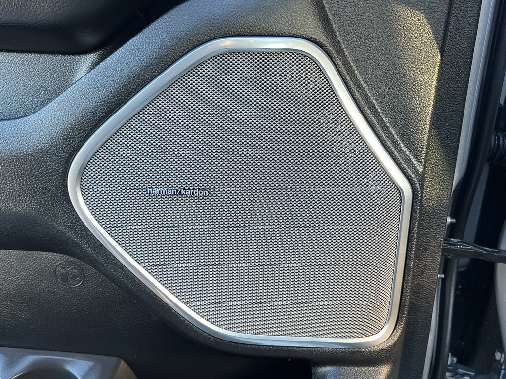 2025 RAM 1500 Laramie Night Edition w/Moonroof