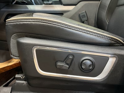 2023 RAM 1500 Laramie Night Edition w/Moonroof