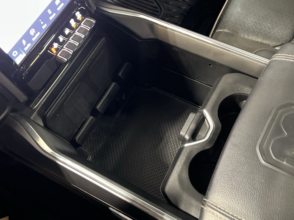 2023 RAM 1500 Laramie Night Edition w/Moonroof