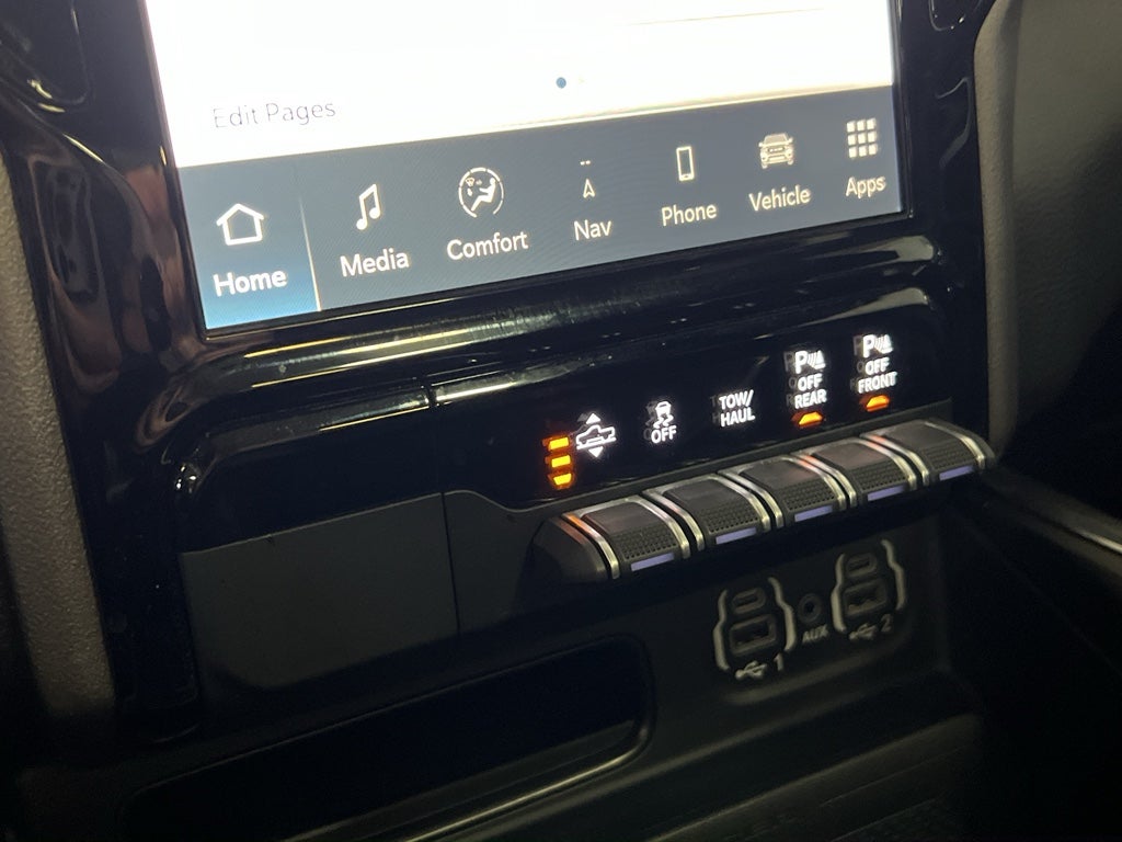 2023 RAM 1500 Laramie Night Edition w/Moonroof