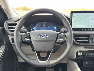 2025 Ford Escape Platinum Moonroof