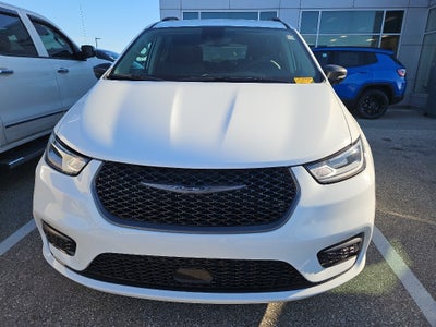 2024 Chrysler Pacifica Touring L Road Tripper