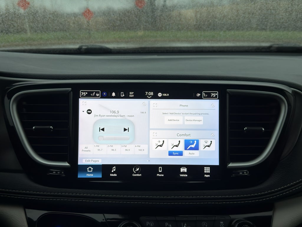 2024 Chrysler Pacifica Touring L