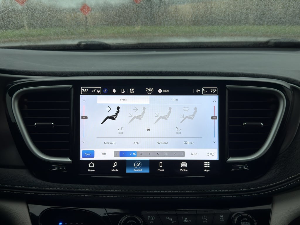 2024 Chrysler Pacifica Touring L