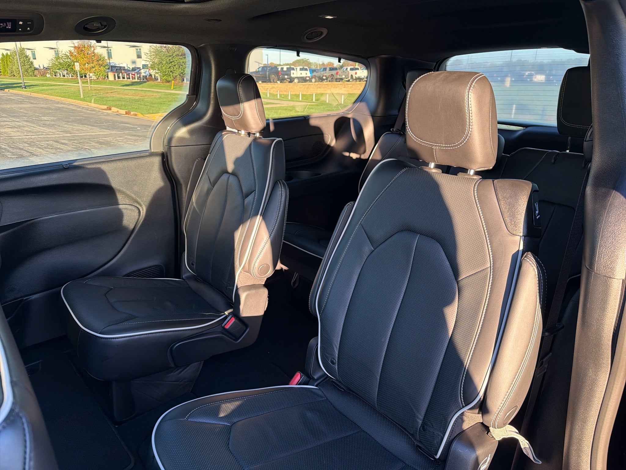 2023 Chrysler Pacifica Limited AWD