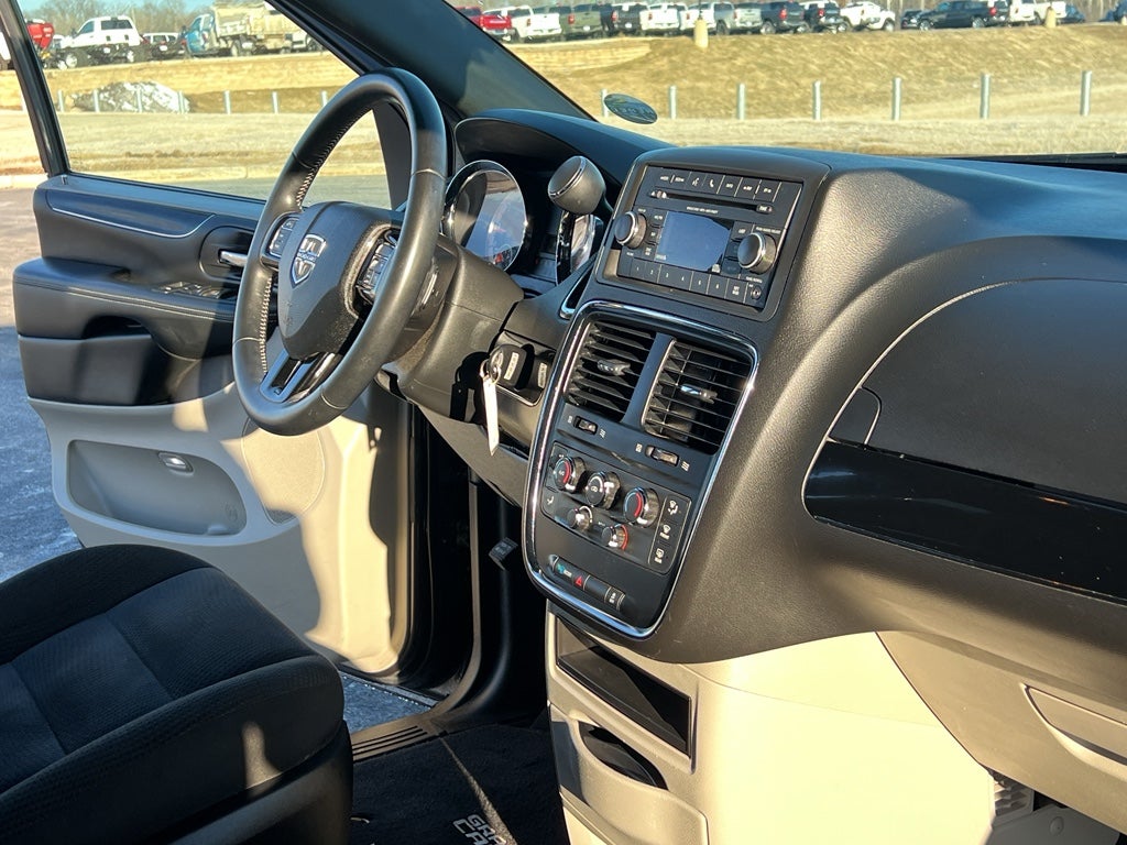 2016 Dodge Grand Caravan SE Plus