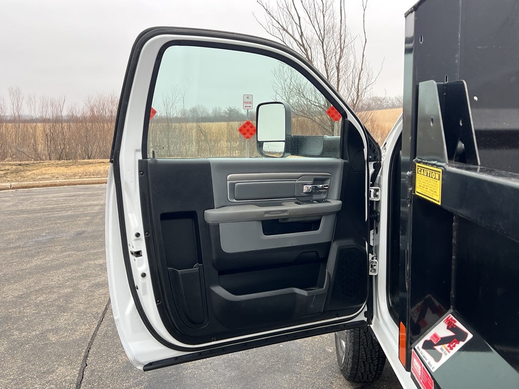 2018 RAM 3500 Chassis Tradesman