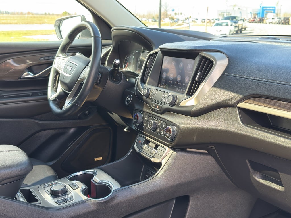 2023 GMC Terrain Denali