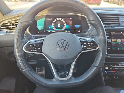 2023 Volkswagen Tiguan SE R-Line Black