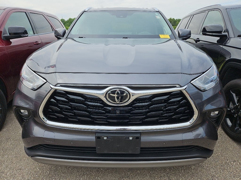 2024 Toyota Highlander Platinum