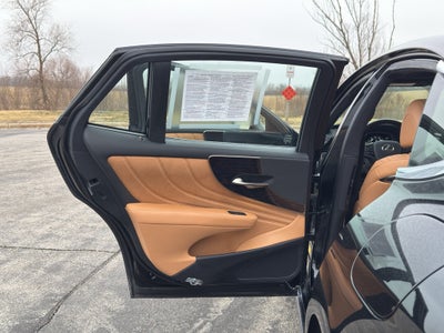 2023 Lexus LS 500 Luxury Package