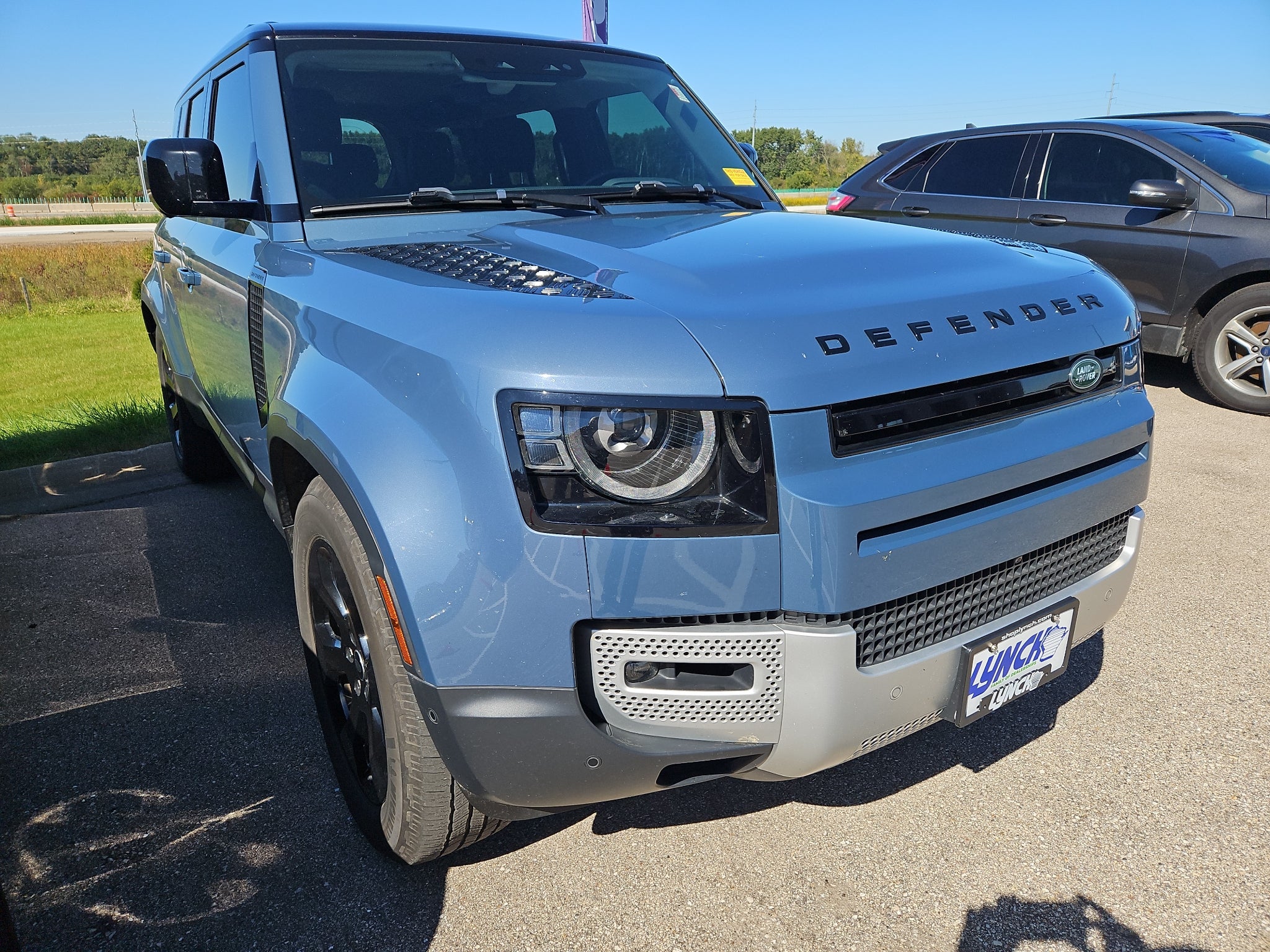 2021 Land Rover Defender 110 SE
