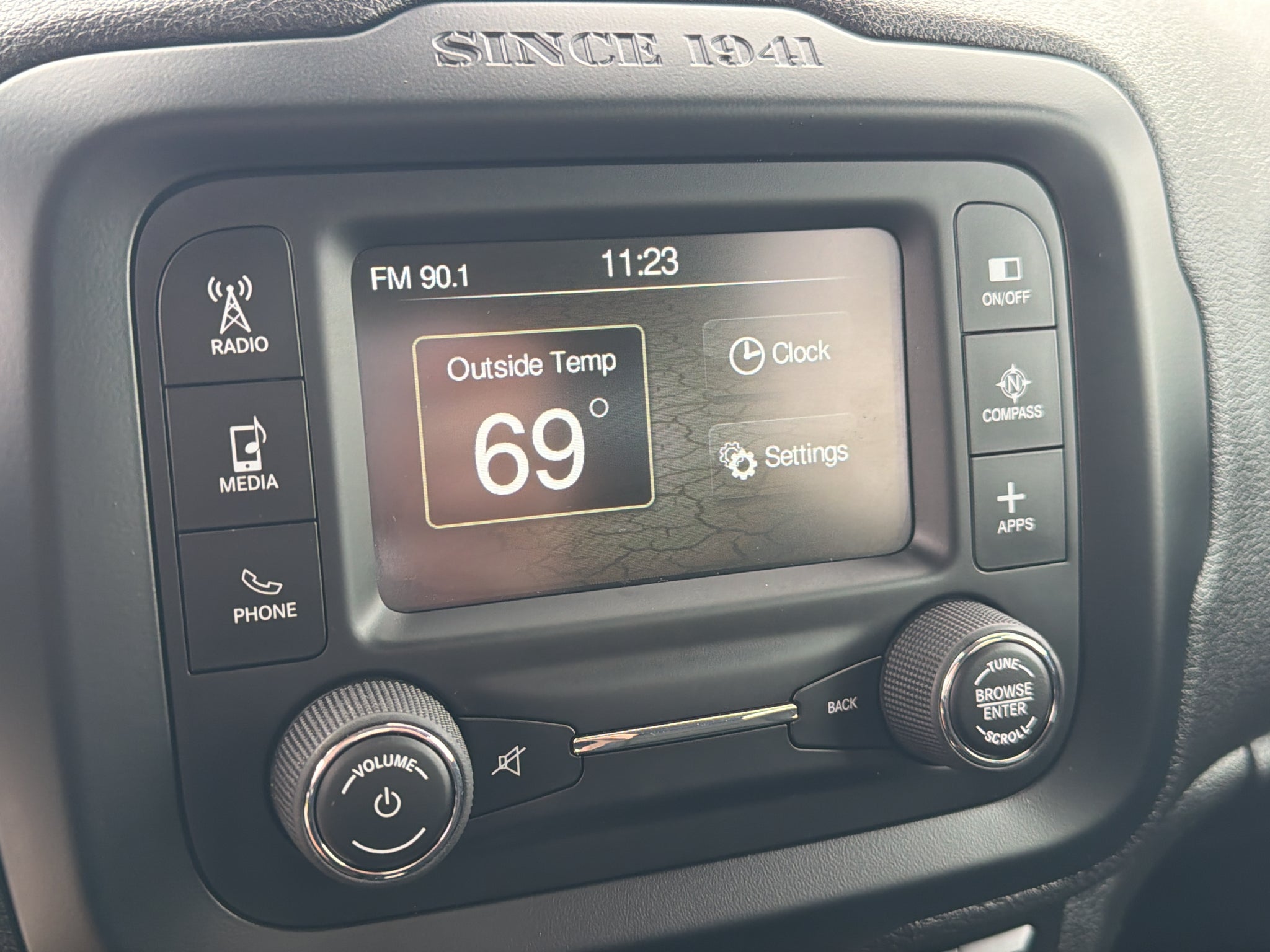 2017 Jeep Renegade Altitude