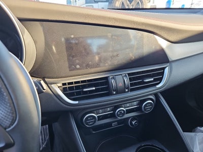 2024 Alfa Romeo Giulia Competizione