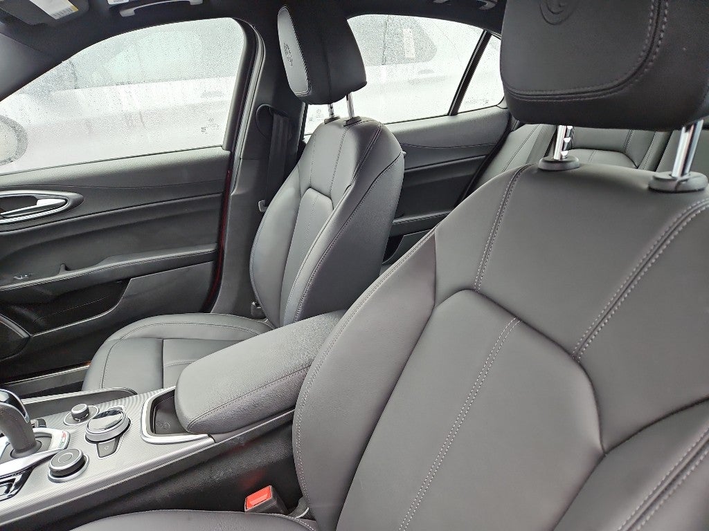 2024 Alfa Romeo Giulia Ti